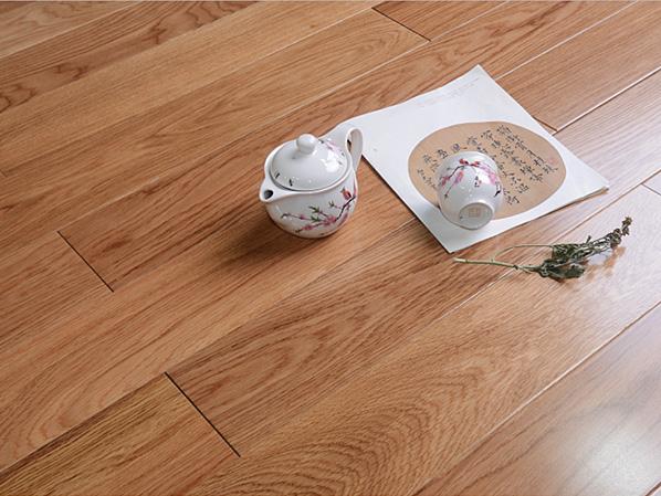 斯文漆木香蕉视频APP现在观看锁扣香蕉色视频 斯文漆木香蕉视频APP现在观看地板